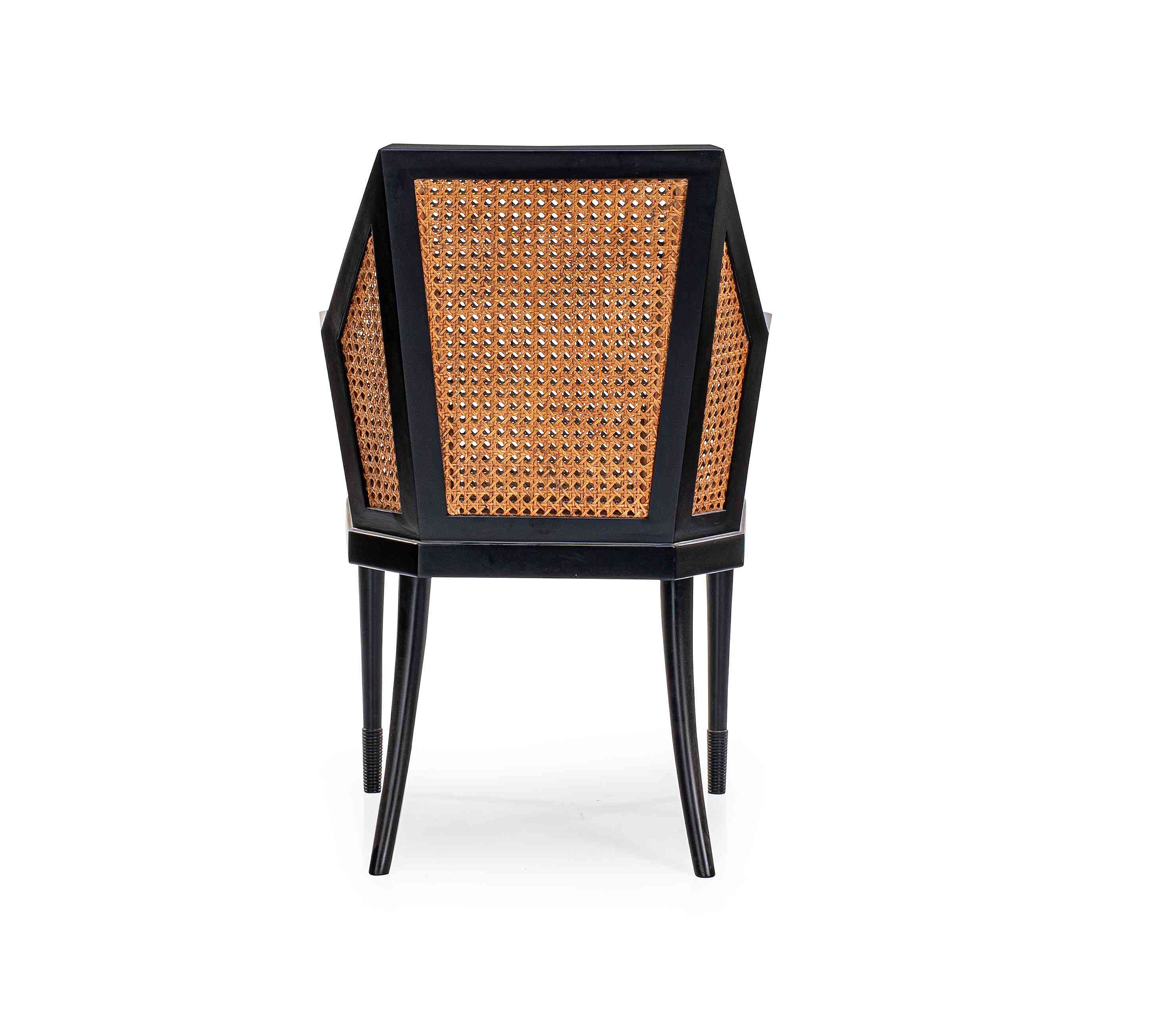 AGATHA ARM CHAIR